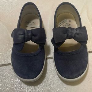 Used Janie and jack blue bow Mary Janes size 9c